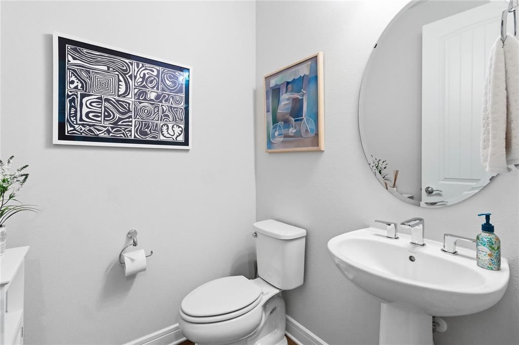 For Sale: $675,000 (2 beds, 2 baths, 2321 Square Feet)