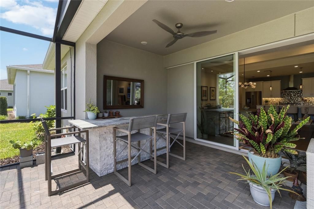 For Sale: $675,000 (2 beds, 2 baths, 2321 Square Feet)