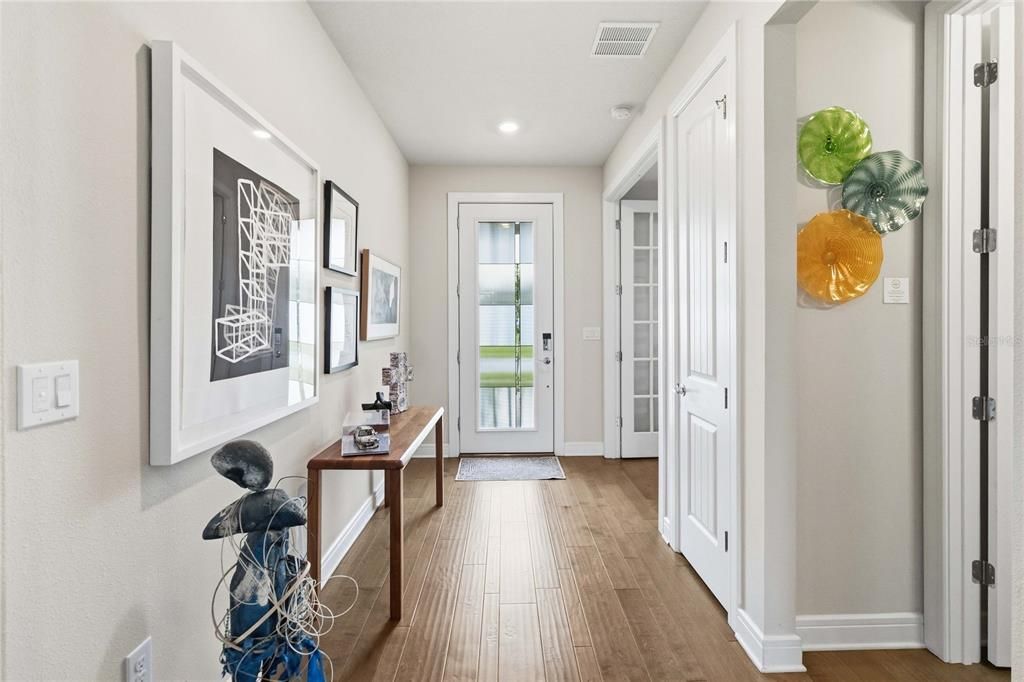 For Sale: $675,000 (2 beds, 2 baths, 2321 Square Feet)