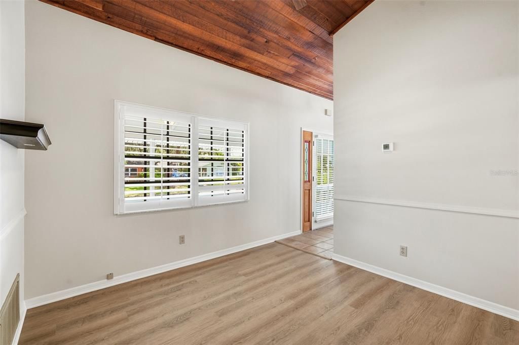 В аренду: $5,600 (3 спален, 2 ванн, 2240 Квадратных фут)