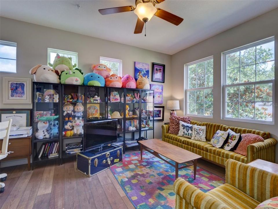 For Sale: $419,900 (3 beds, 2 baths, 1840 Square Feet)