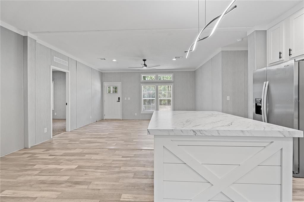 For Sale: $294,000 (4 beds, 2 baths, 1560 Square Feet)