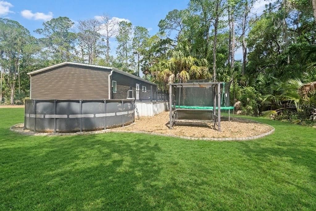 For Sale: $294,000 (4 beds, 2 baths, 1560 Square Feet)
