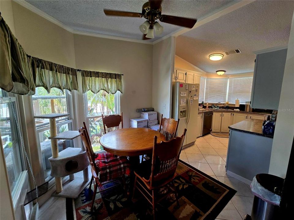 En Venta: $194,500 (2 camas, 2 baños, 1264 Pies cuadrados)