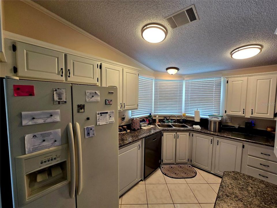 En Venta: $194,500 (2 camas, 2 baños, 1264 Pies cuadrados)