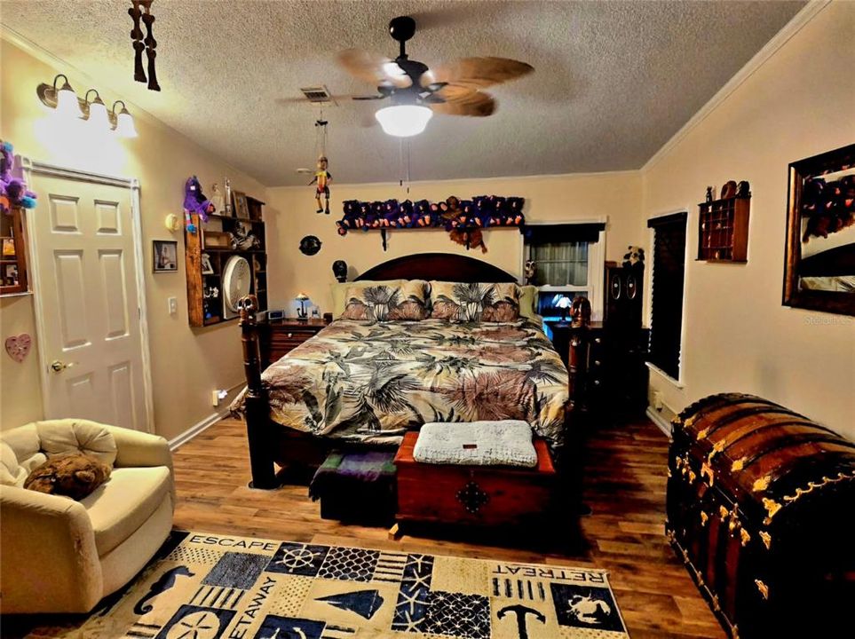 En Venta: $194,500 (2 camas, 2 baños, 1264 Pies cuadrados)