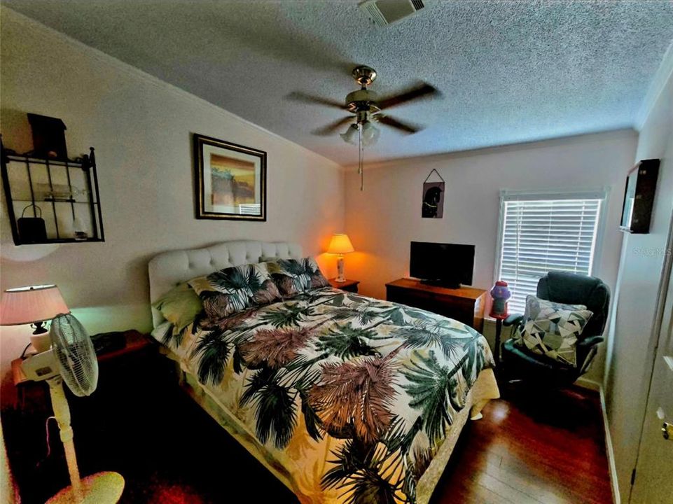 En Venta: $194,500 (2 camas, 2 baños, 1264 Pies cuadrados)