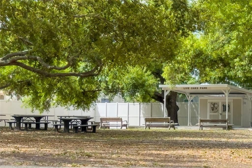 En Venta: $194,500 (2 camas, 2 baños, 1264 Pies cuadrados)