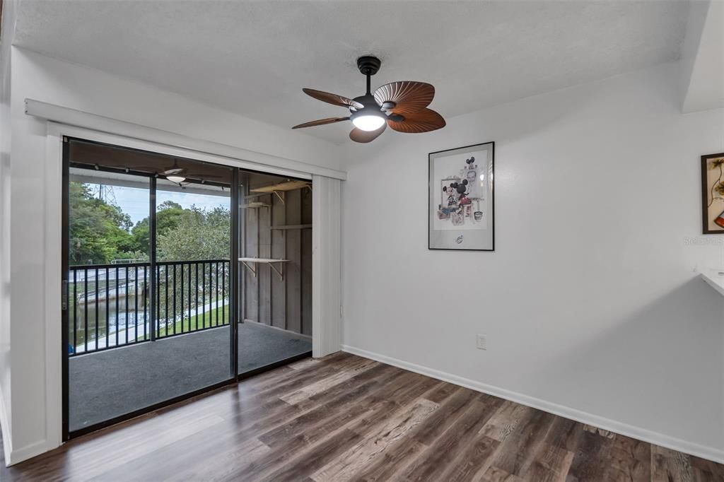 For Sale: $159,000 (2 beds, 2 baths, 1139 Square Feet)