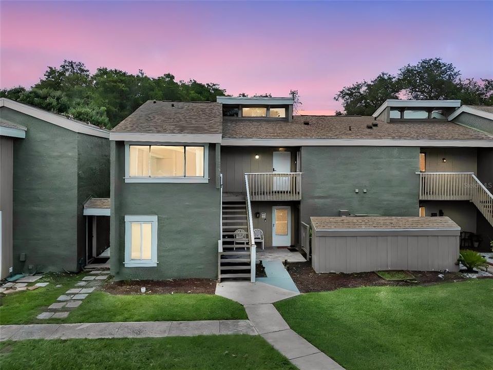 For Sale: $159,000 (2 beds, 2 baths, 1139 Square Feet)