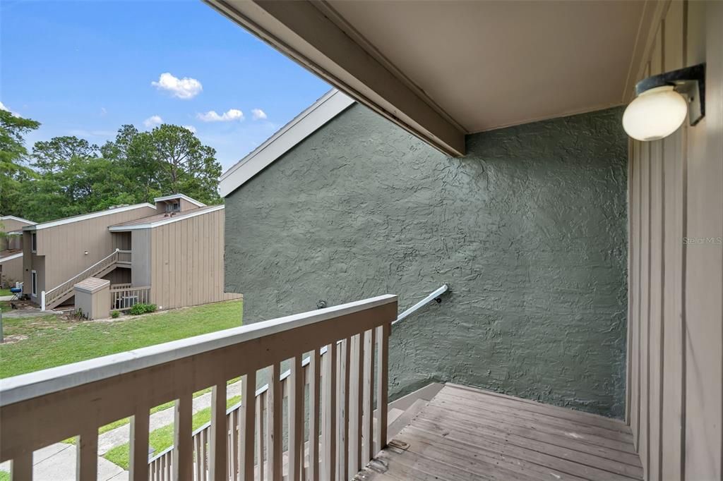 For Sale: $159,000 (2 beds, 2 baths, 1139 Square Feet)