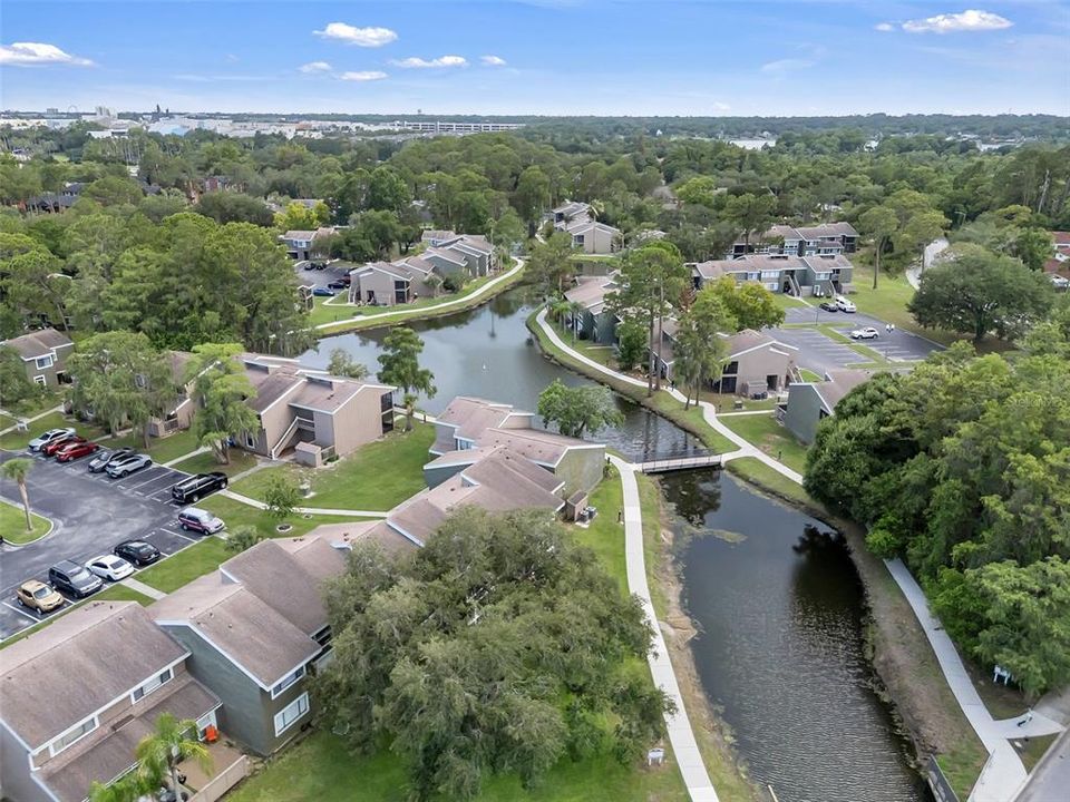 For Sale: $159,000 (2 beds, 2 baths, 1139 Square Feet)