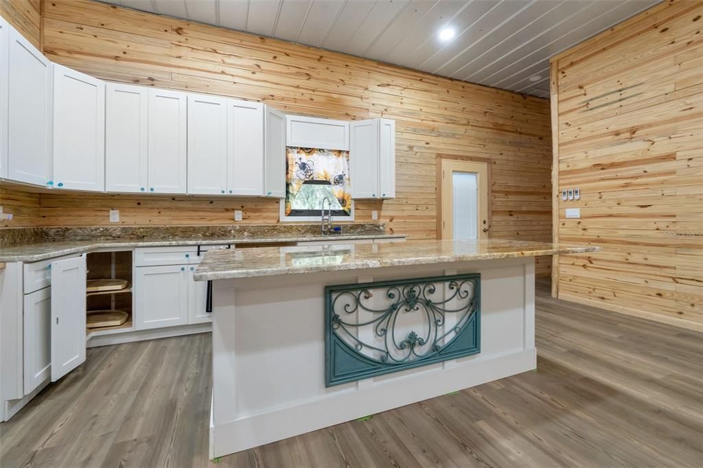 For Sale: $849,000 (3 beds, 2 baths, 2856 Square Feet)