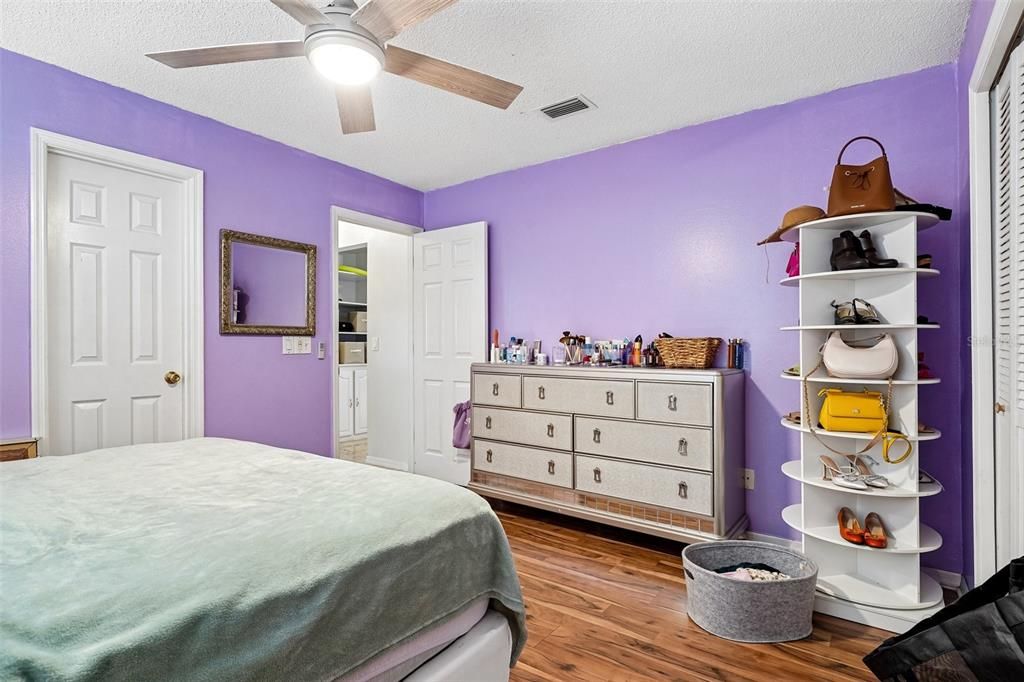 For Sale: $469,000 (4 beds, 3 baths, 2238 Square Feet)