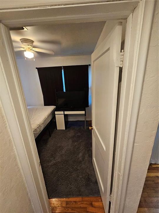 For Rent: $2,600 (4 beds, 3 baths, 1910 Square Feet)