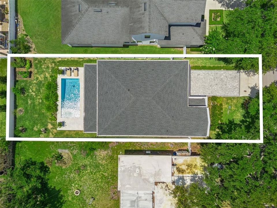 For Sale: $1,800,000 (5 beds, 4 baths, 3402 Square Feet)