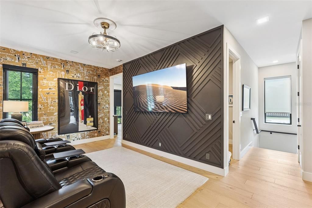 For Sale: $1,800,000 (5 beds, 4 baths, 3402 Square Feet)