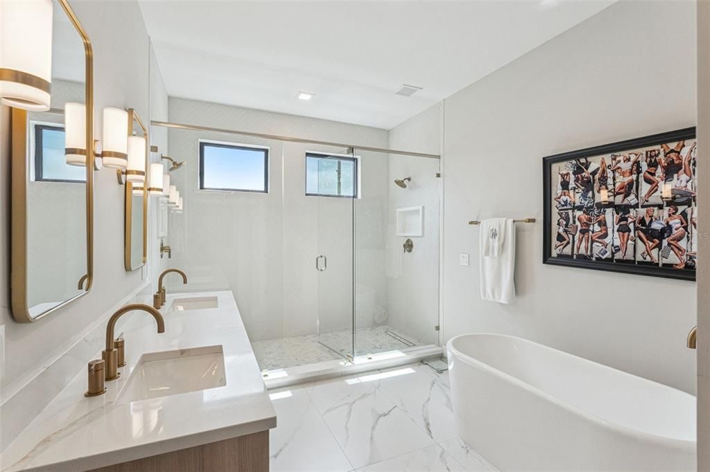 For Sale: $1,800,000 (5 beds, 4 baths, 3402 Square Feet)