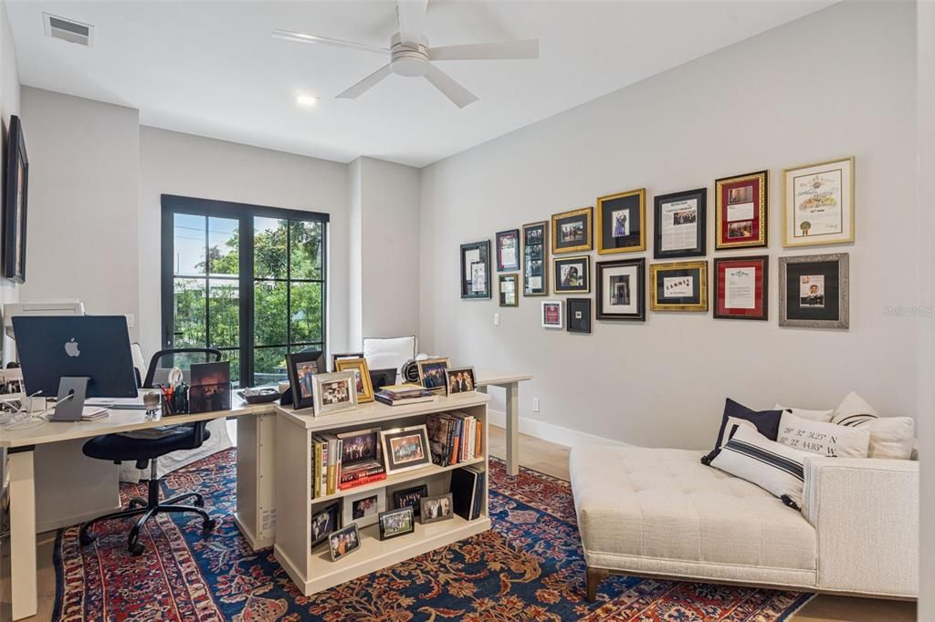 For Sale: $1,800,000 (5 beds, 4 baths, 3402 Square Feet)
