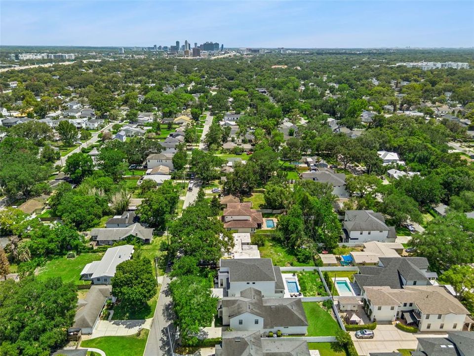 For Sale: $1,800,000 (5 beds, 4 baths, 3402 Square Feet)