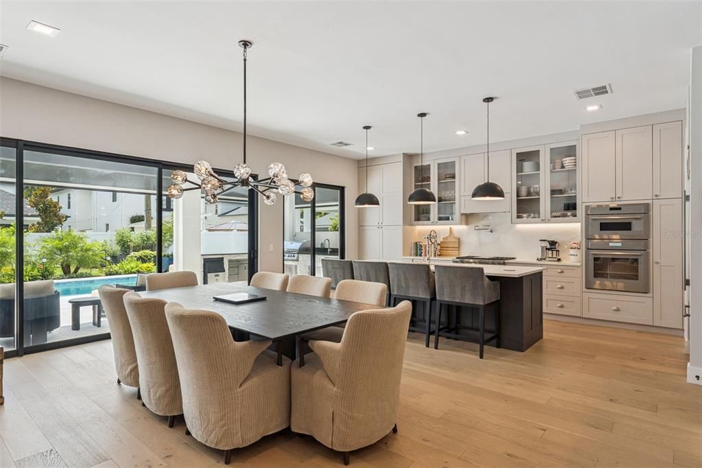 For Sale: $1,800,000 (5 beds, 4 baths, 3402 Square Feet)