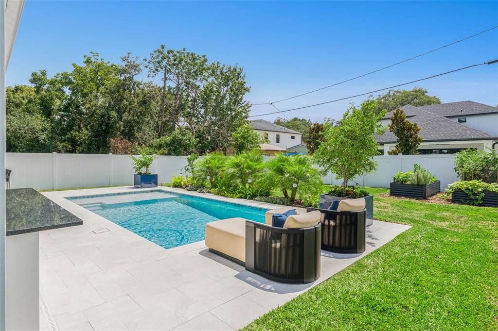 For Sale: $1,800,000 (5 beds, 4 baths, 3402 Square Feet)