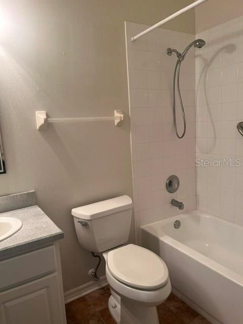 En Renta: $2,950 (3 camas, 2 baños, 1956 Pies cuadrados)