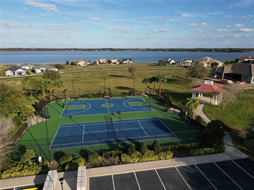 En Venta: $109,000 (0.18 acres)