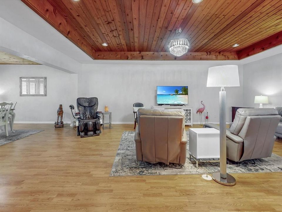 En Venta: $274,111 (2 camas, 2 baños, 1809 Pies cuadrados)