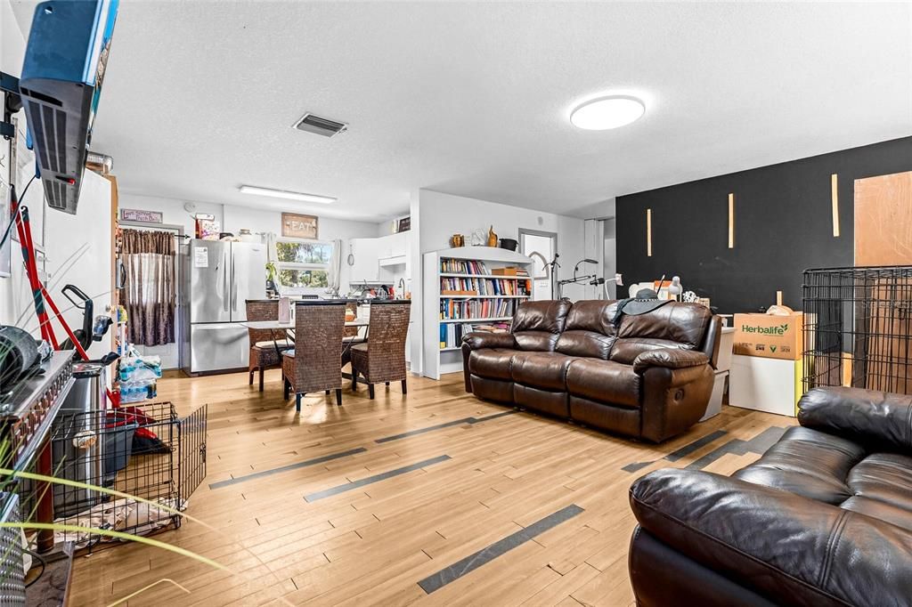 For Sale: $3,295,000 (7 beds, 6 baths, 5592 Square Feet)