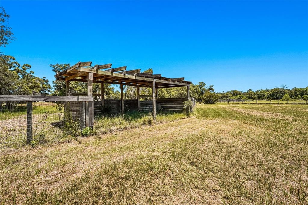 For Sale: $3,295,000 (7 beds, 6 baths, 5592 Square Feet)