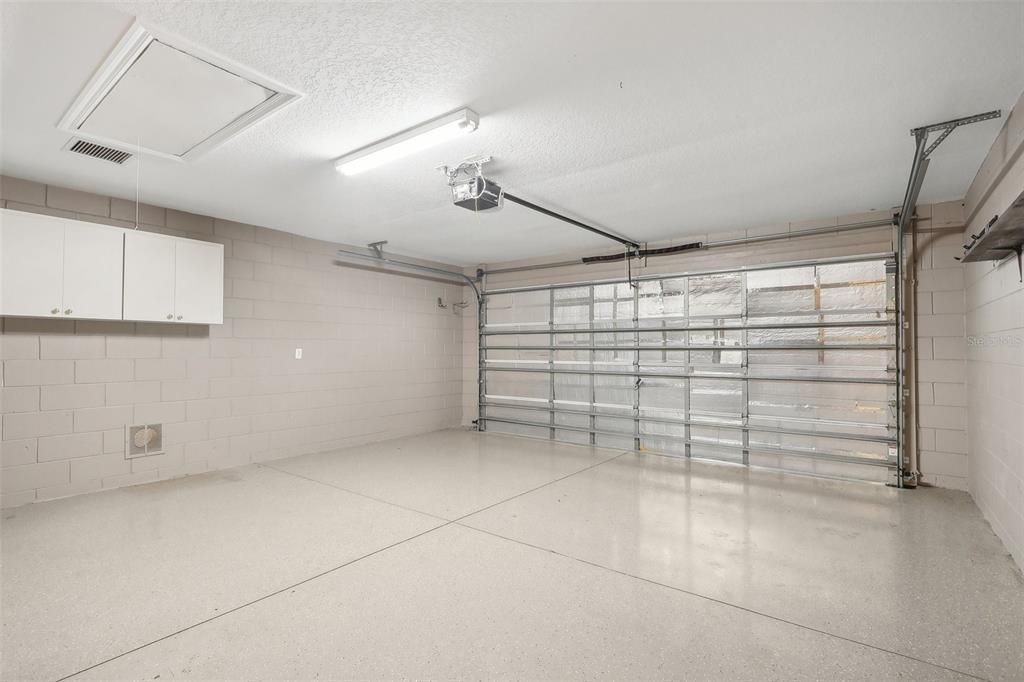 : $330,000 (3 camas, 2 baños, 1800 Pies cuadrados)