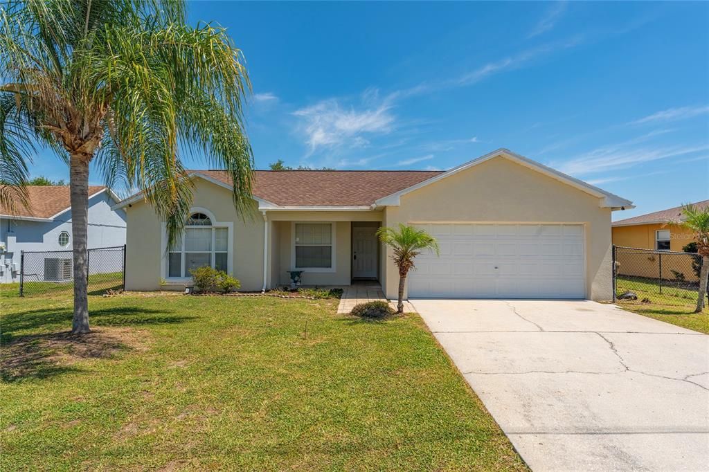For Rent: $1,795 (3 beds, 2 baths, 1065 Square Feet)