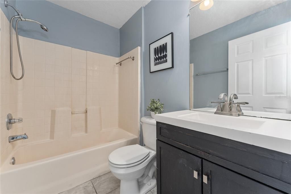 For Rent: $1,795 (3 beds, 2 baths, 1065 Square Feet)