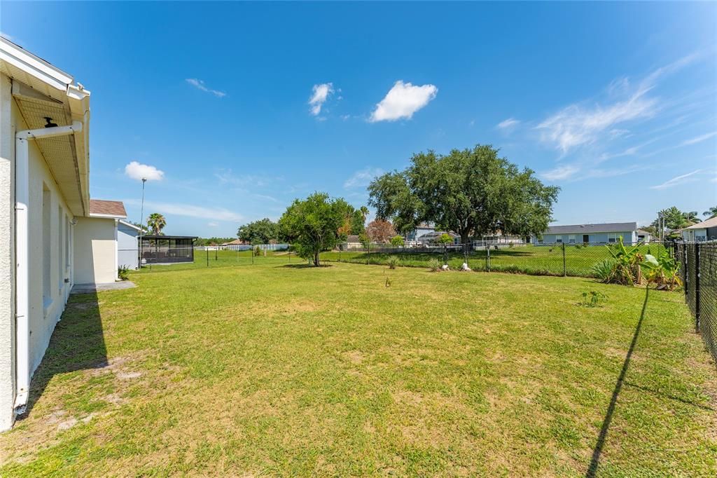 For Rent: $1,795 (3 beds, 2 baths, 1065 Square Feet)