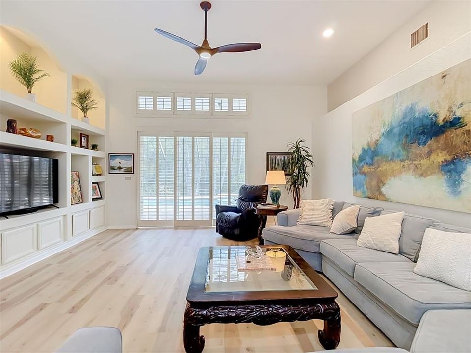 For Sale: $837,500 (4 beds, 3 baths, 2927 Square Feet)
