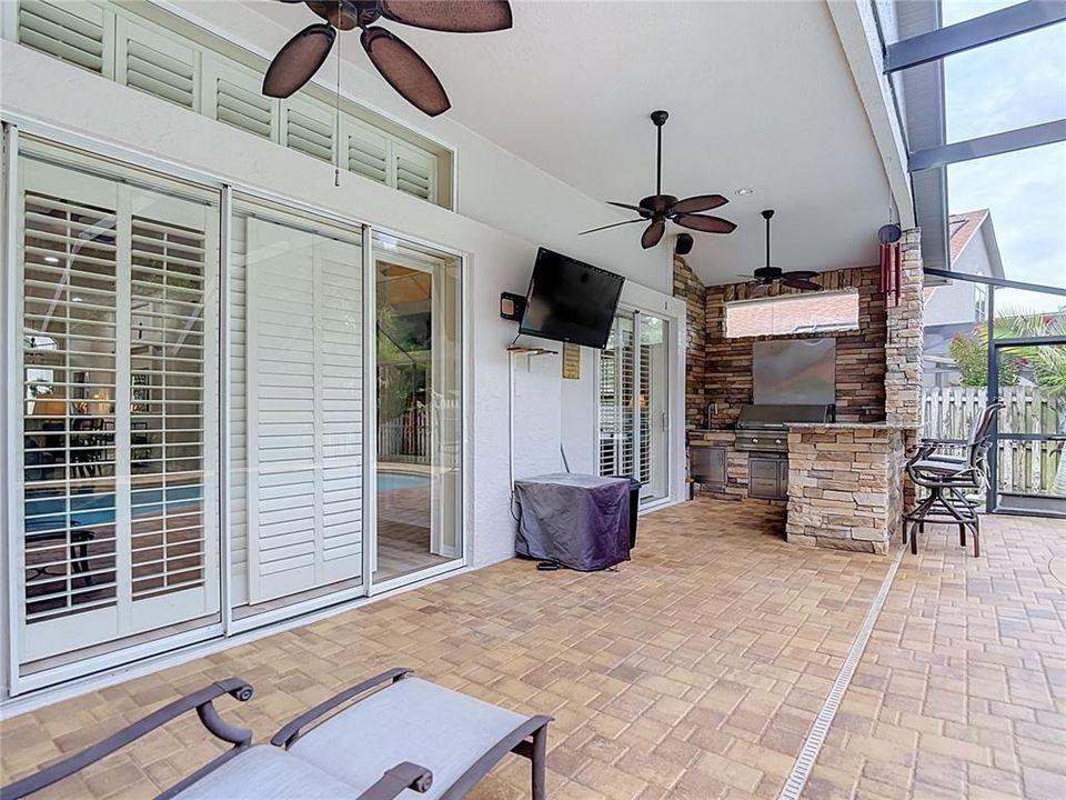 For Sale: $837,500 (4 beds, 3 baths, 2927 Square Feet)