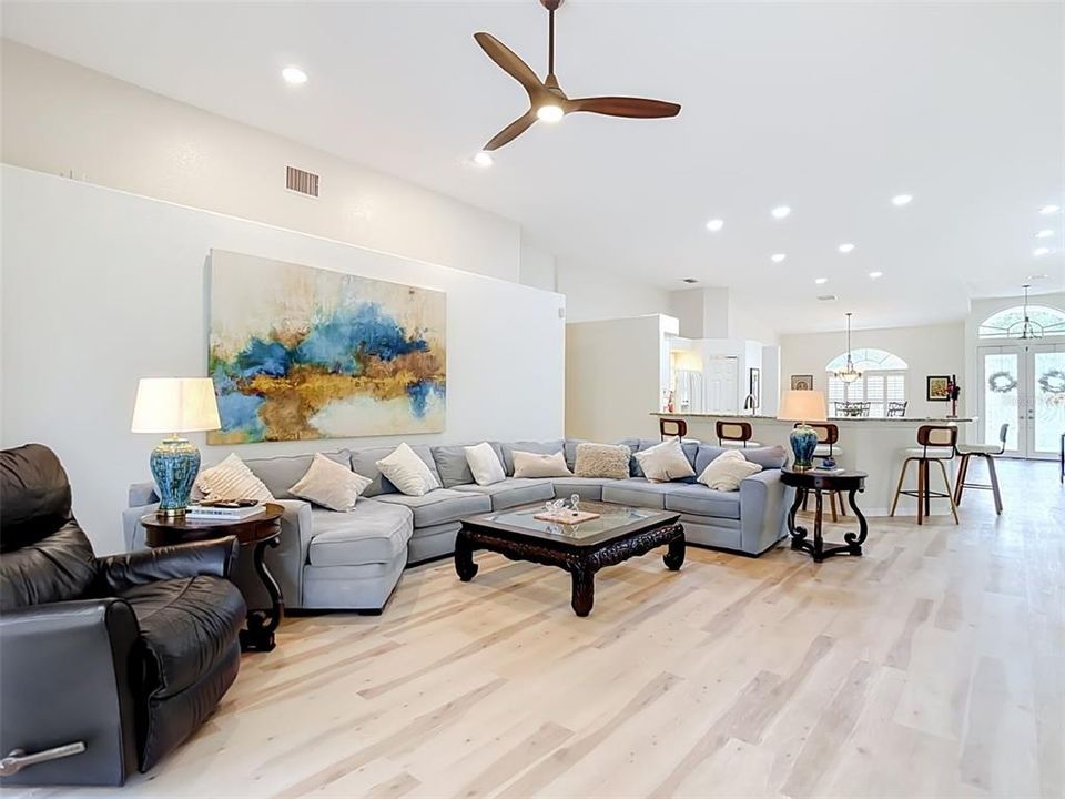 For Sale: $837,500 (4 beds, 3 baths, 2927 Square Feet)