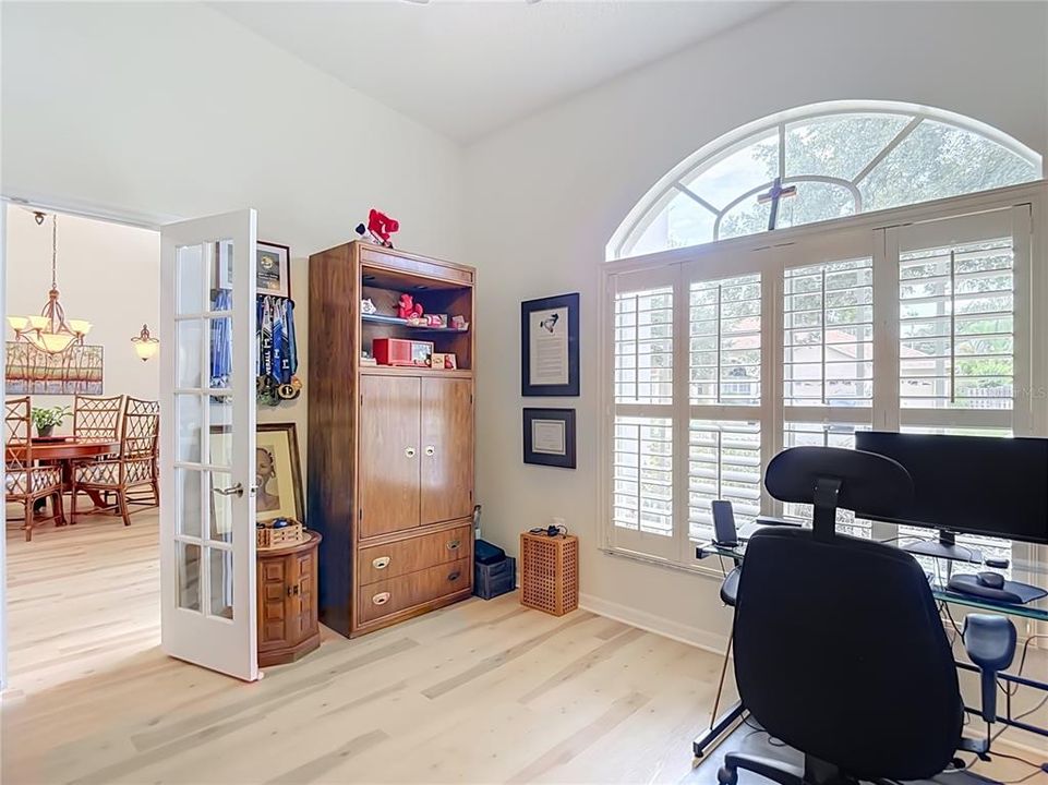 For Sale: $837,500 (4 beds, 3 baths, 2927 Square Feet)