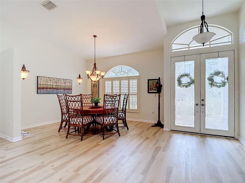 For Sale: $837,500 (4 beds, 3 baths, 2927 Square Feet)
