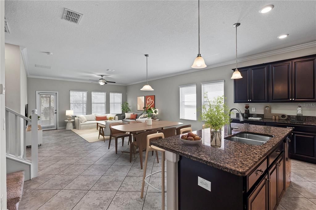 For Sale: $530,000 (5 beds, 3 baths, 3773 Square Feet)
