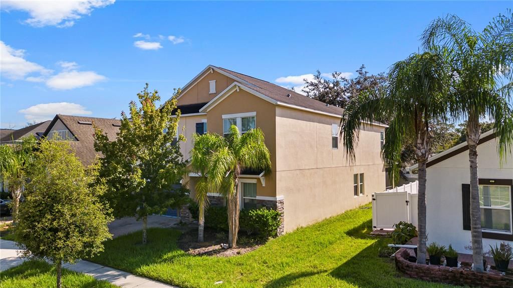 For Sale: $530,000 (5 beds, 3 baths, 3773 Square Feet)