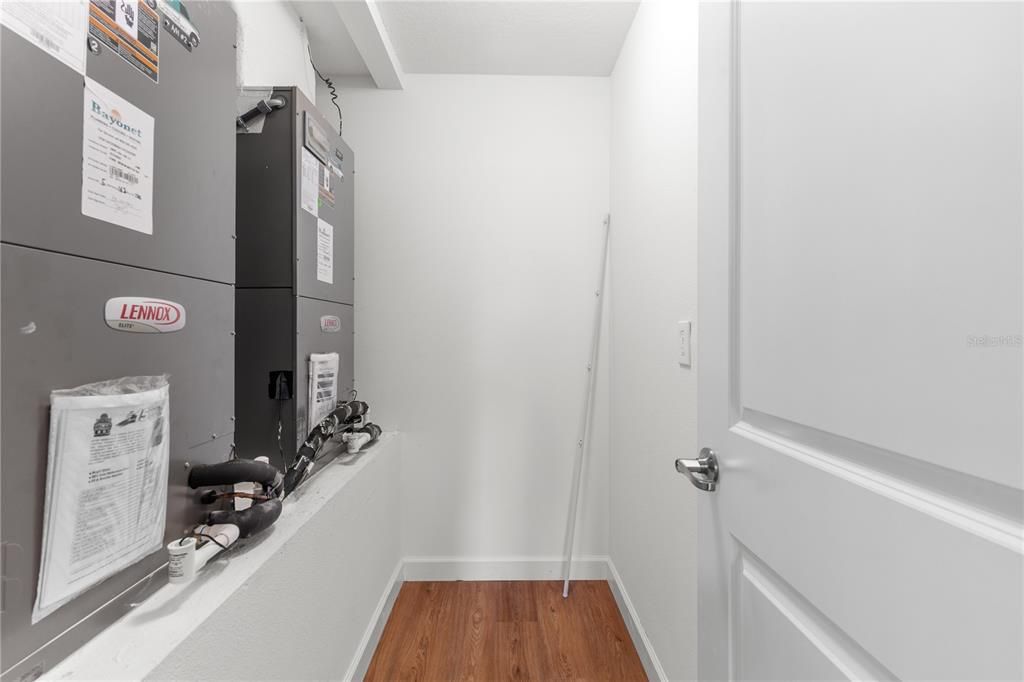 For Sale: $530,000 (5 beds, 3 baths, 3773 Square Feet)