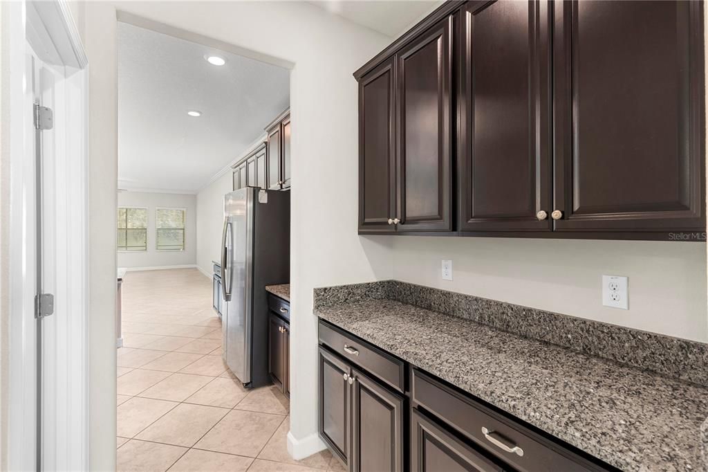 For Sale: $530,000 (5 beds, 3 baths, 3773 Square Feet)