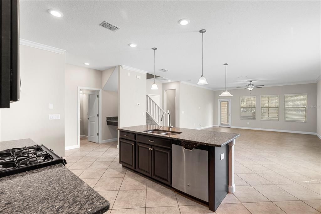 For Sale: $530,000 (5 beds, 3 baths, 3773 Square Feet)