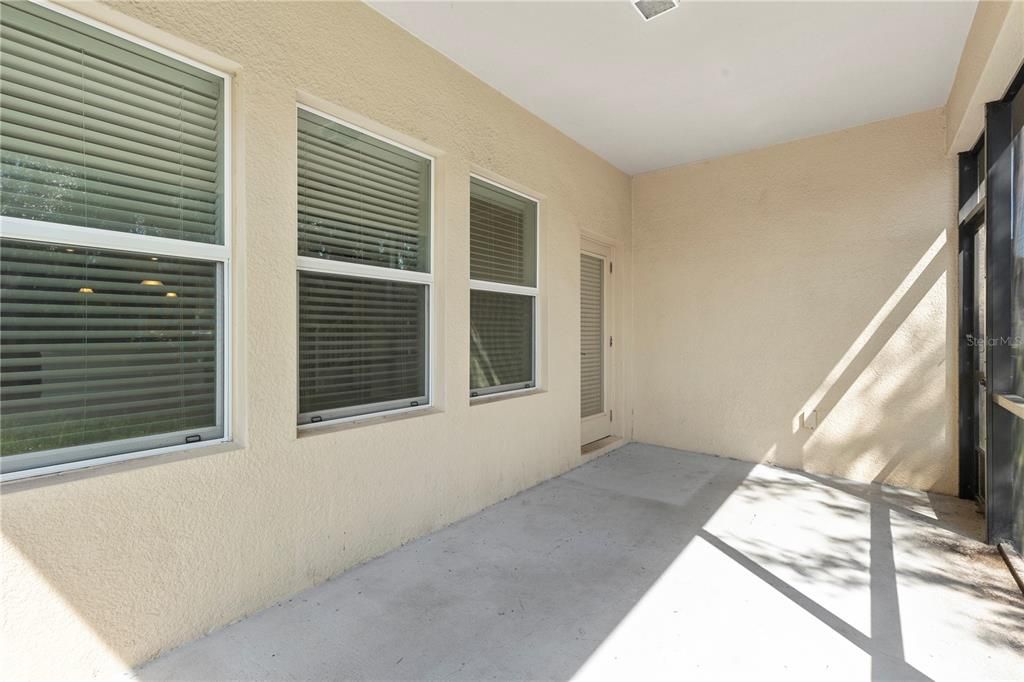 For Sale: $530,000 (5 beds, 3 baths, 3773 Square Feet)