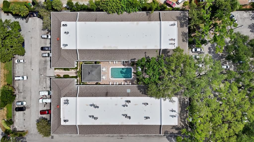 For Sale: $210,000 (2 beds, 1 baths, 700 Square Feet)