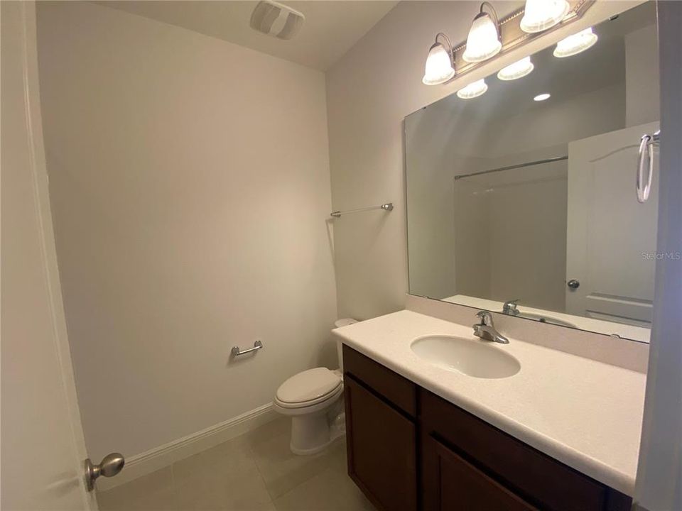 For Rent: $2,600 (3 beds, 2 baths, 1584 Square Feet)