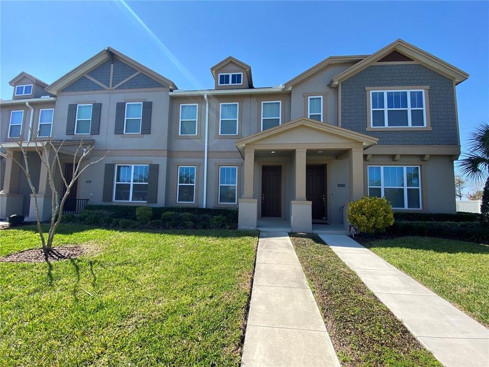 For Rent: $2,600 (3 beds, 2 baths, 1584 Square Feet)