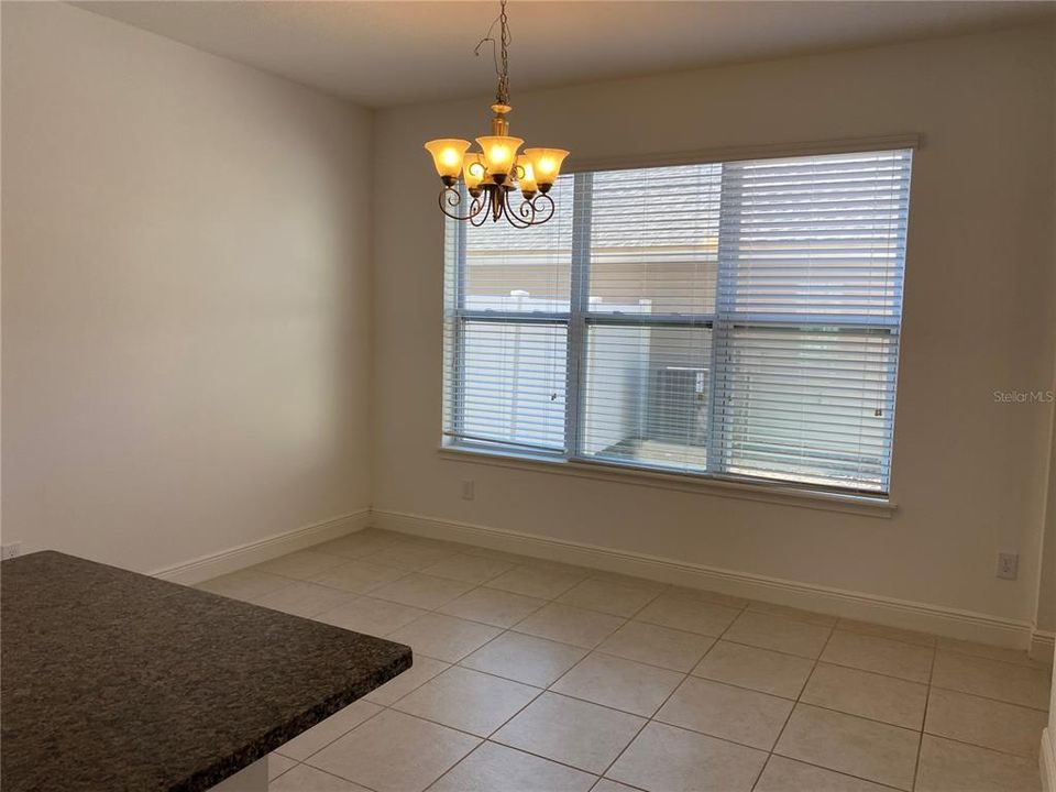 For Rent: $2,600 (3 beds, 2 baths, 1584 Square Feet)
